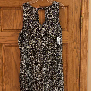 Sleeveless Cutout-Back Shift Black with Dots